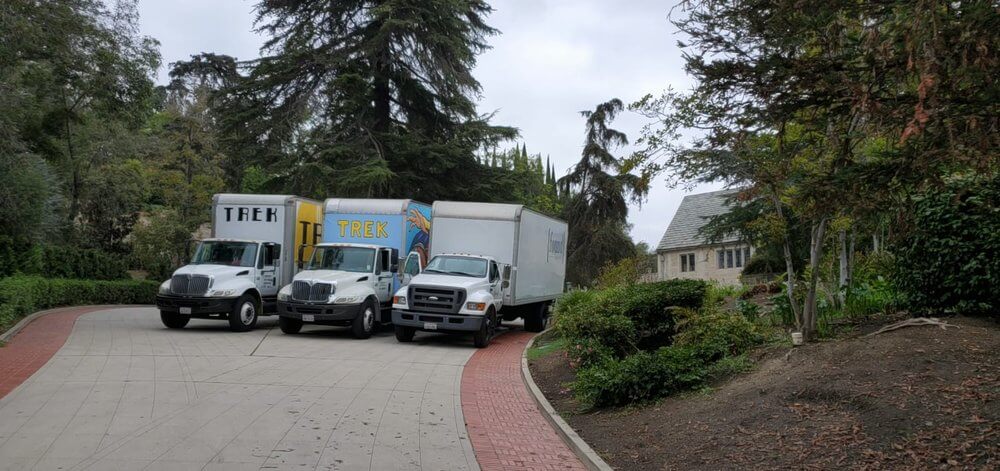 movers in toluca lake