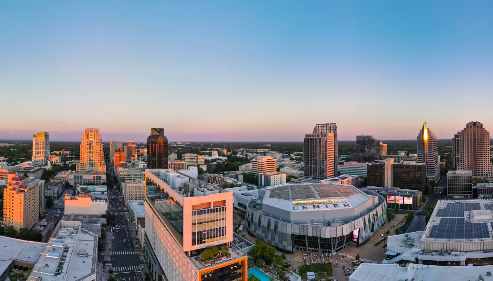 Moving truck arriving at a house in Sacramento, TrekMovers