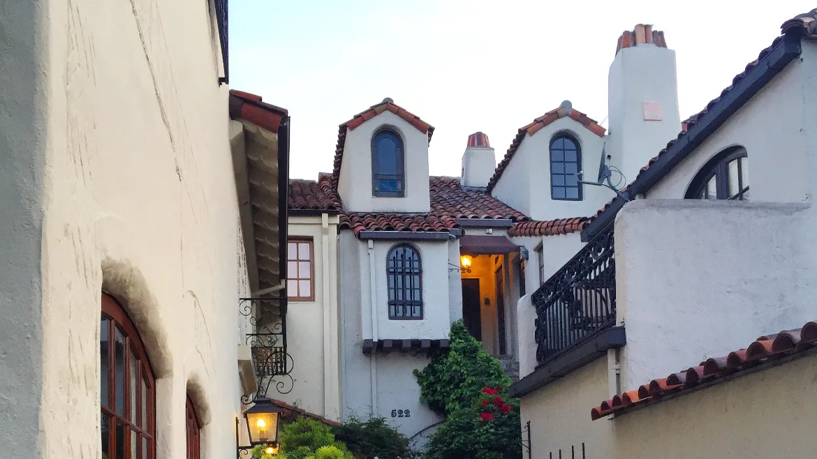 Palo Alto, TrekMovers