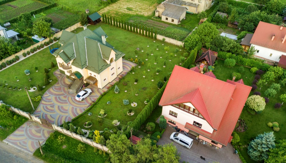 Peaceful early morning in a small town with low traffic, TrekMovers