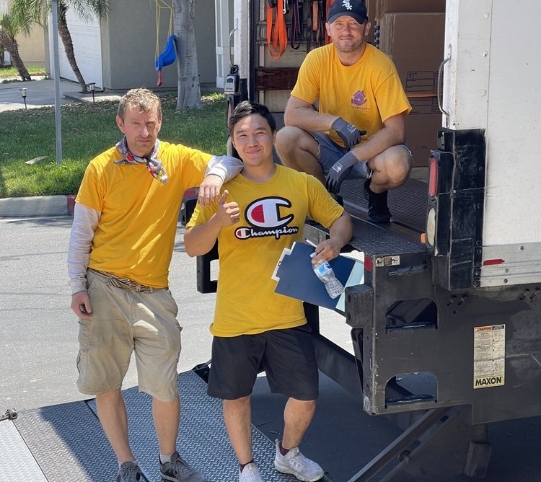 Alameda movers o 26
