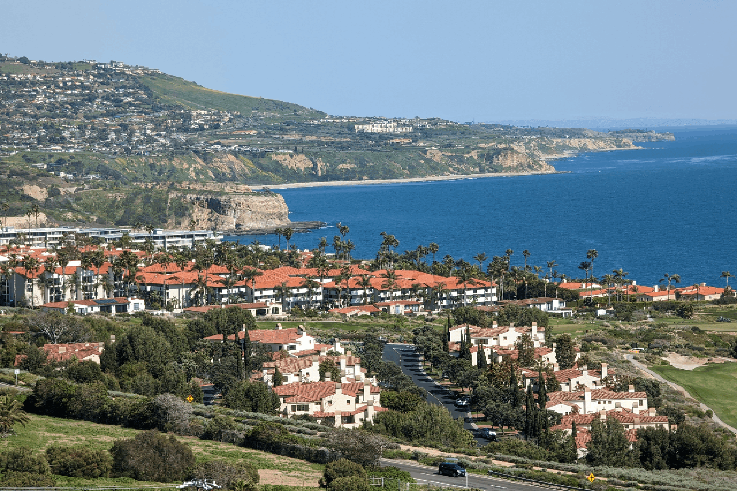 Close up of coastline near Rolling Hills Estates, located in the Palos Verdes Peninsula. 